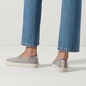 Rothy’s The Original Slip On Sneaker – Light Grey, W 10.5/M 9